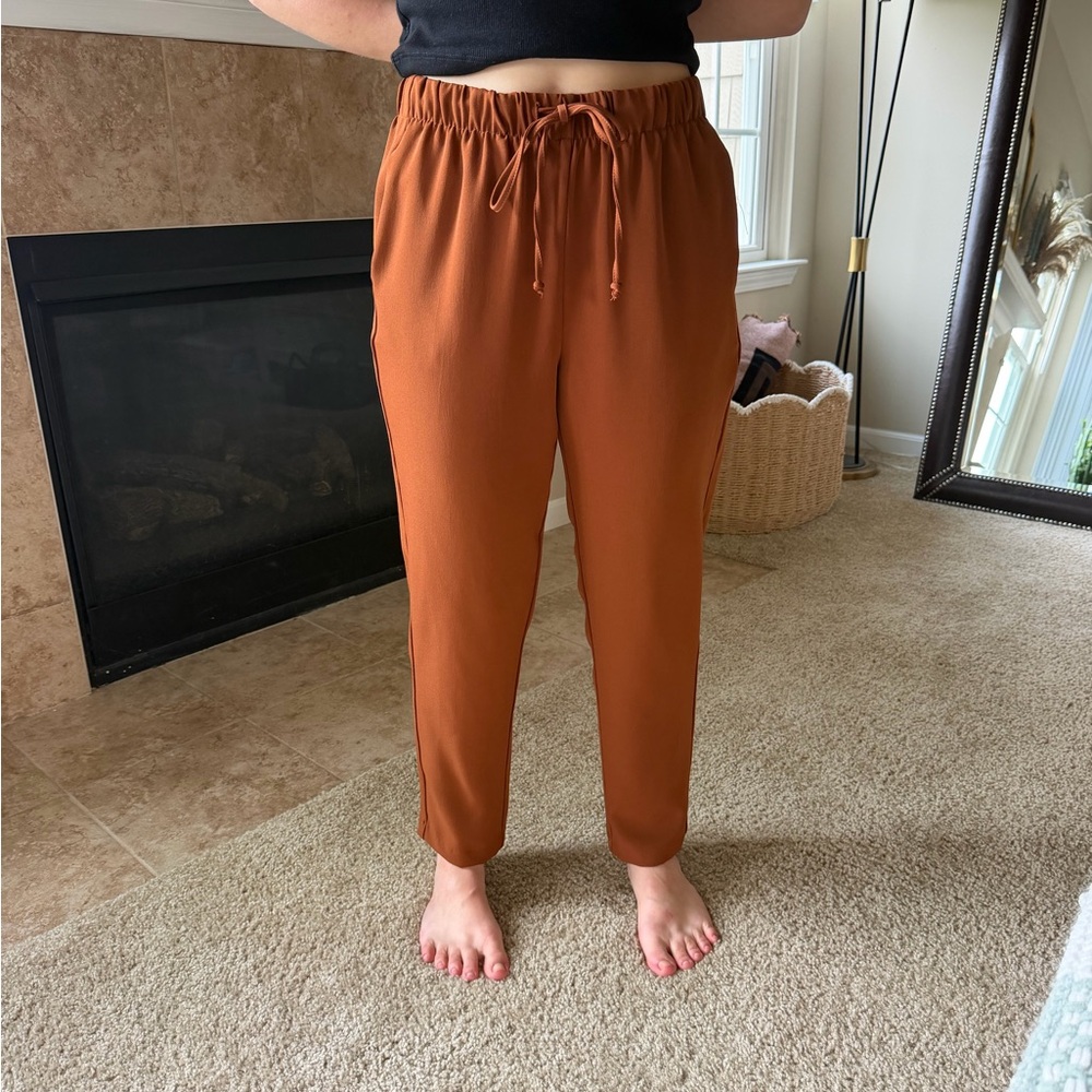 Women's Rust Drawstring Tapered Pants